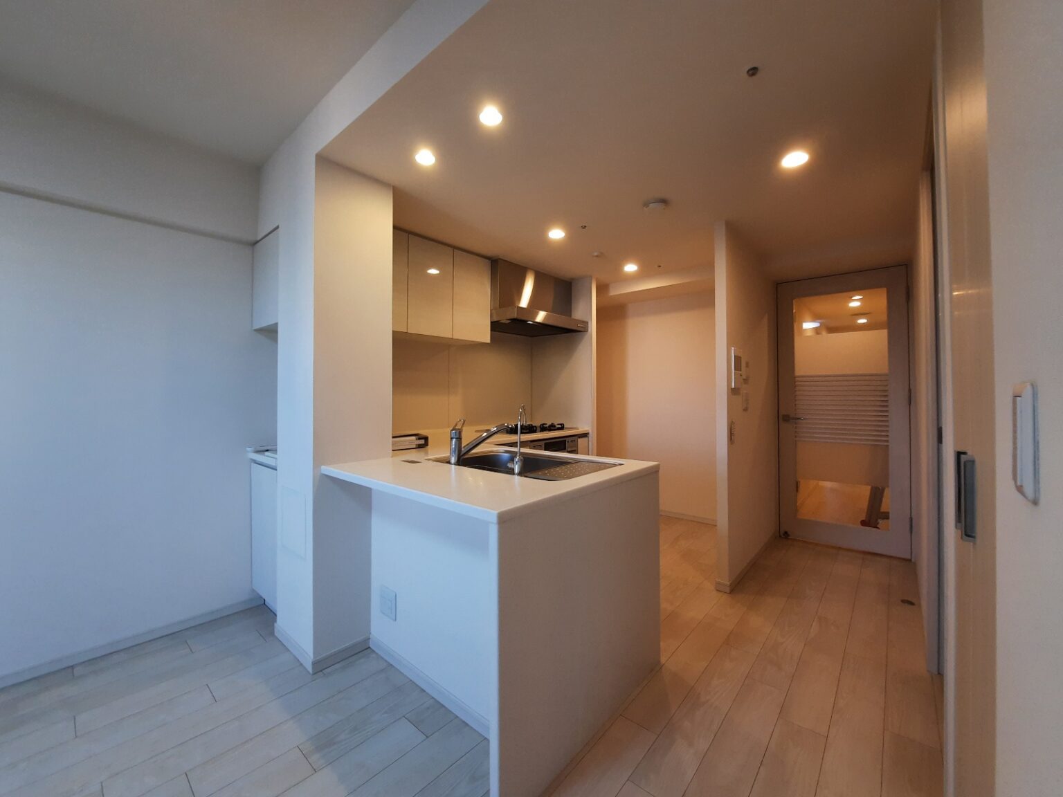 リソシエ京都河原町エクス　11階