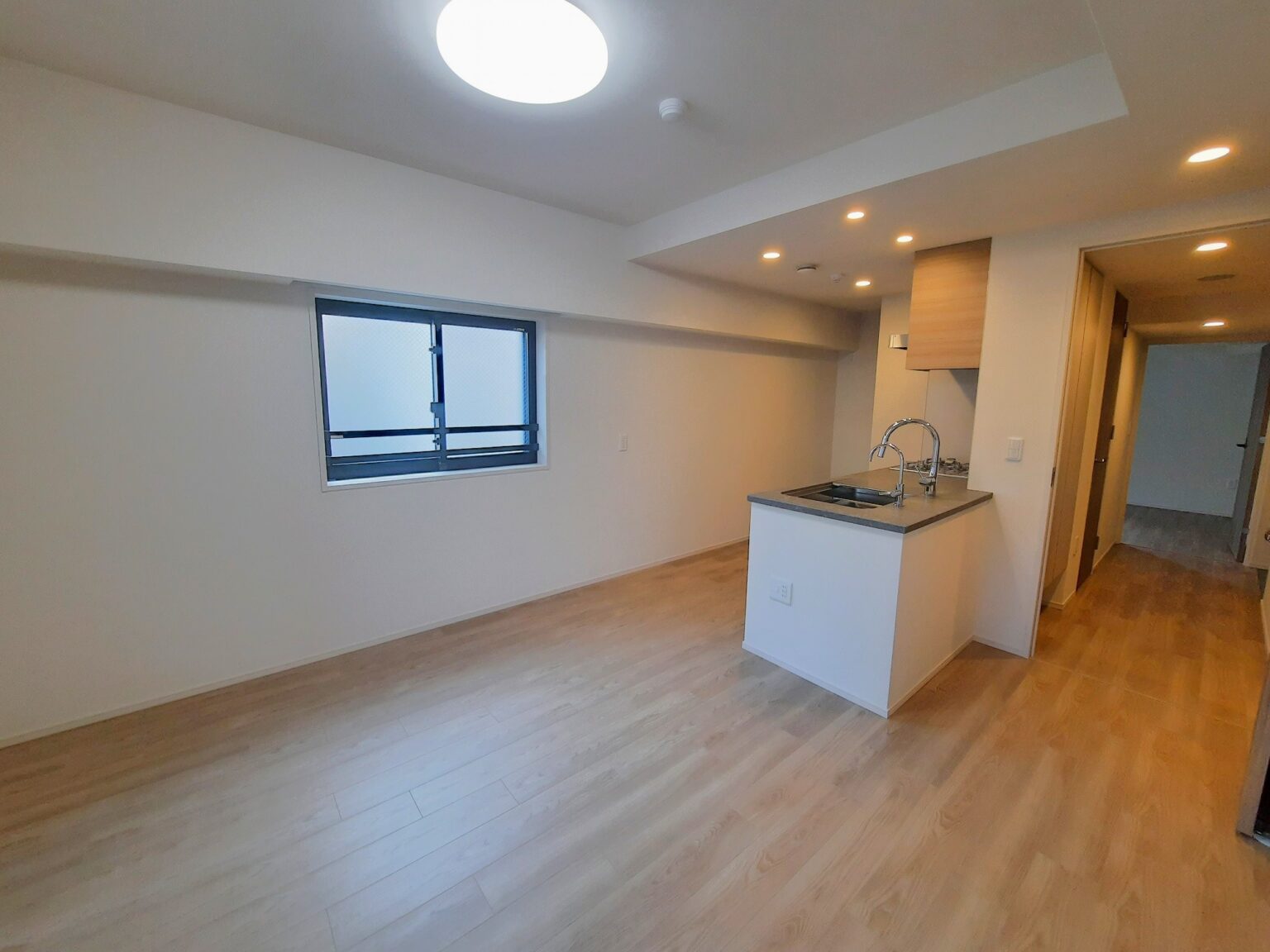 シーンズ京都鴨川河原町　4階